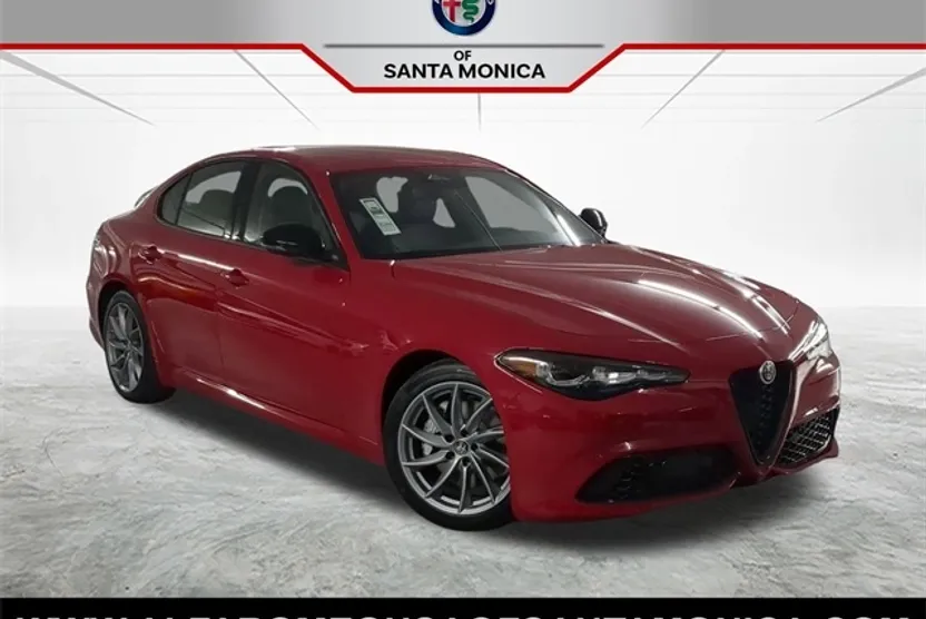 2025 Alfa Romeo Giulia Base photo 1