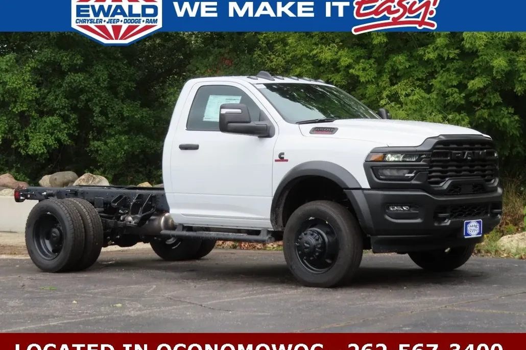 2026 Ram 5500 photo 1