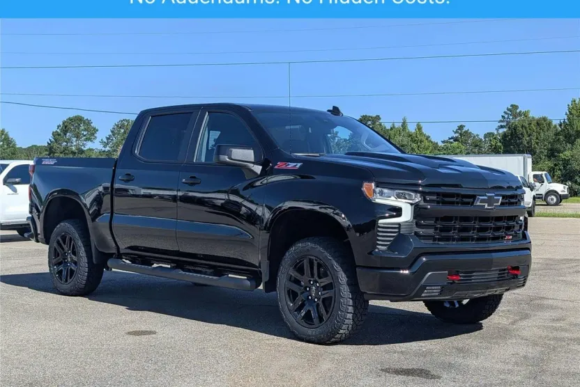 2025 Chevrolet Silverado 1500 LT Trail Boss photo 1