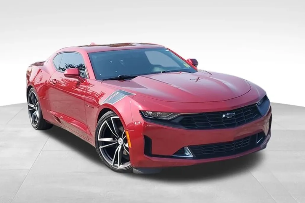 2021 Chevrolet Camaro 1LT photo 1