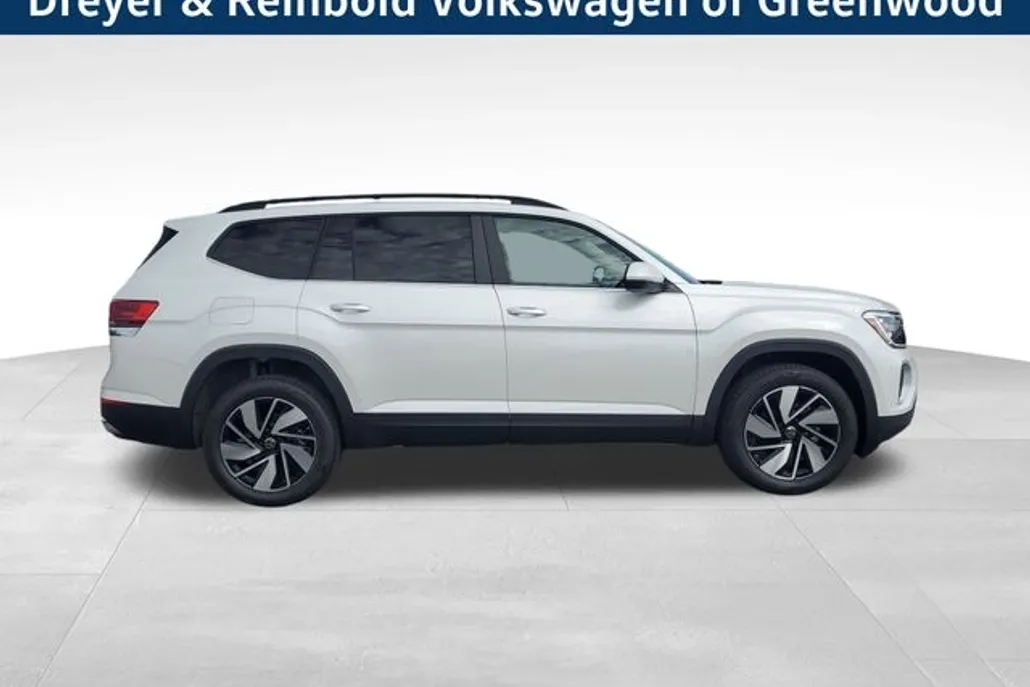 2026 Volkswagen Atlas SE Technology photo 1