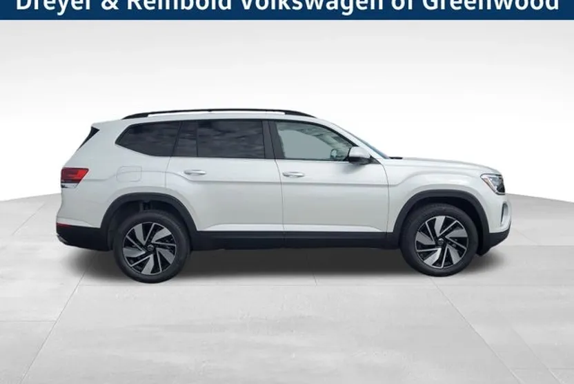 2026 Volkswagen Atlas SE Technology photo 1