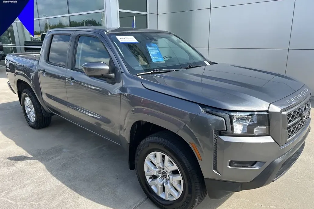 2023 Nissan Frontier SV photo 1
