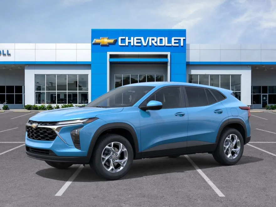 2026 Chevrolet Trax LS photo 1