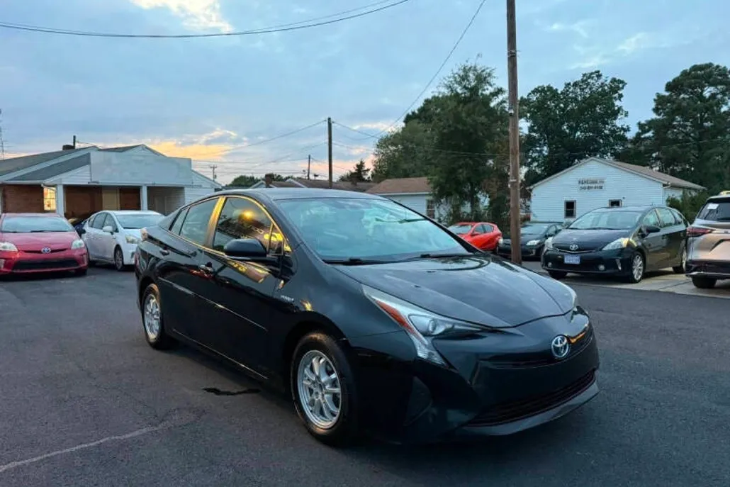 2016 Toyota Prius Two Eco Three Four Touring photo 1