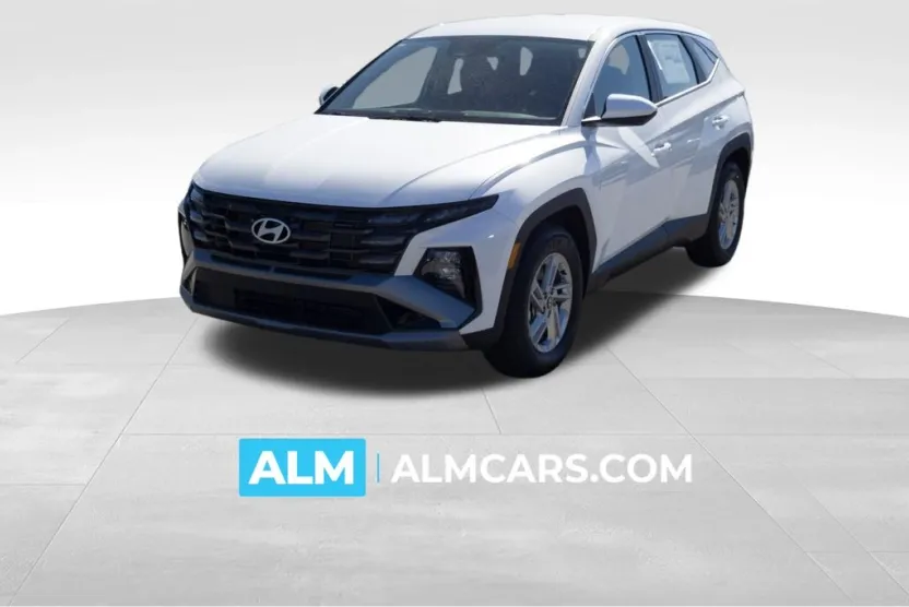 2025 Hyundai Tucson SE photo 1