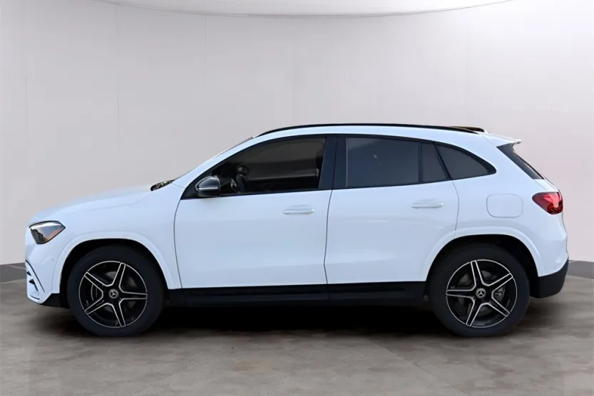 2025 Mercedes Benz GLA 250 4MATIC photo 1