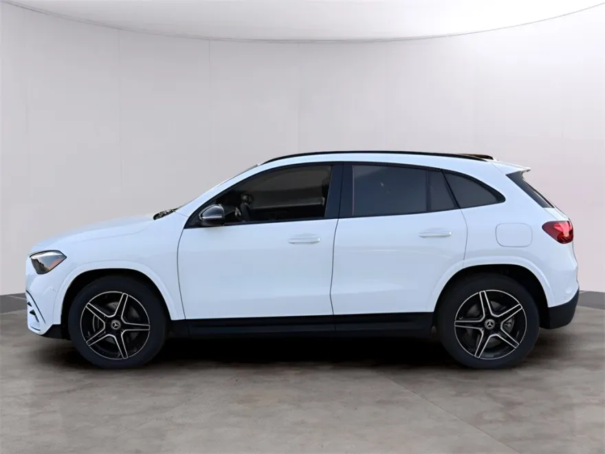 2025 Mercedes Benz GLA 250 4MATIC photo 1
