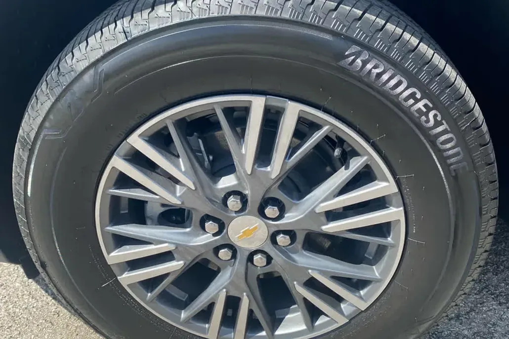 2026 Chevrolet Traverse photo 1