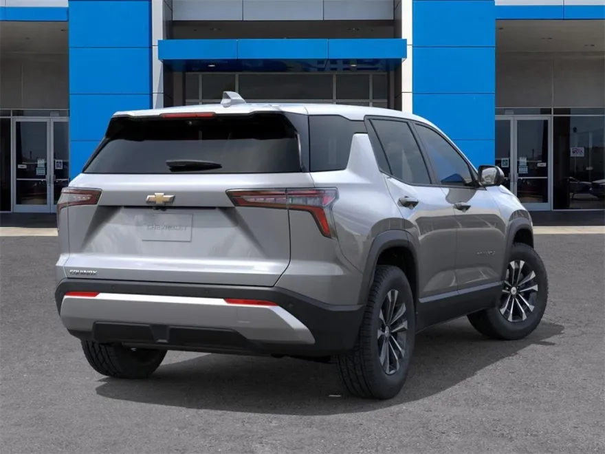 2026 Chevrolet Equinox LT photo 1
