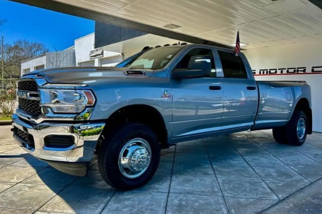 2024 Ram 3500 Tradesman photo 1