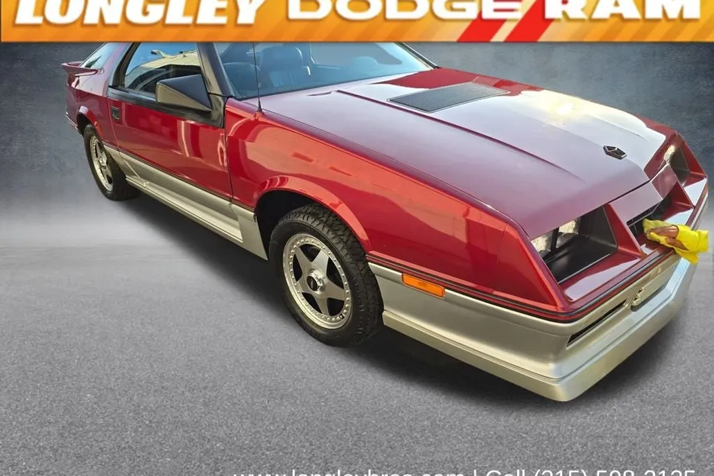 1985 Dodge Daytona photo 1