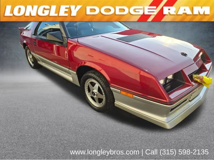 1985 Dodge Daytona photo 1