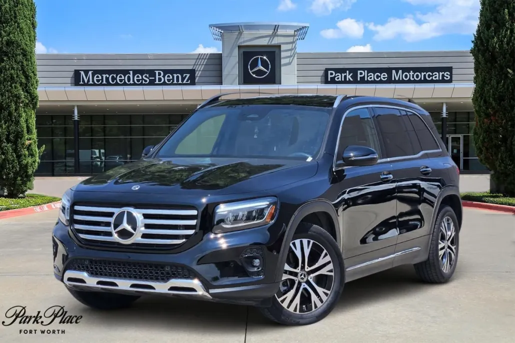 2024 Mercedes Benz GLB 250 photo 1