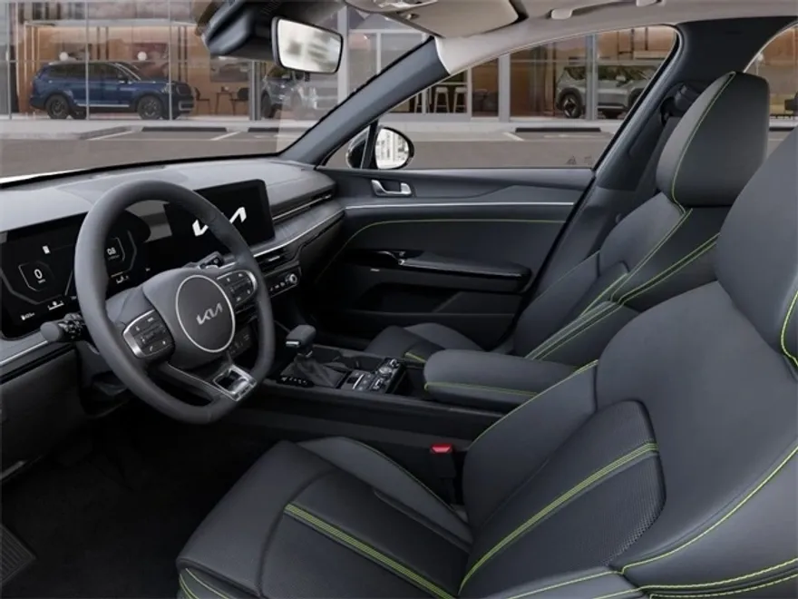 2025 Kia K5 GT photo 16