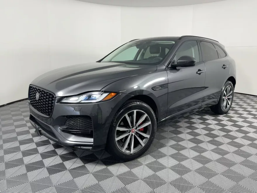 2022 Jaguar F-PACE P250 S photo 1