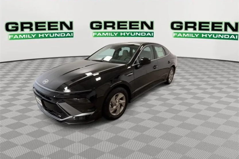 2025 Hyundai Sonata SE photo 1