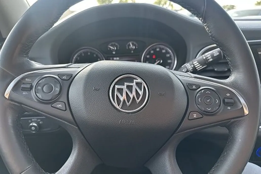 2019 Buick Enclave Essence photo 1