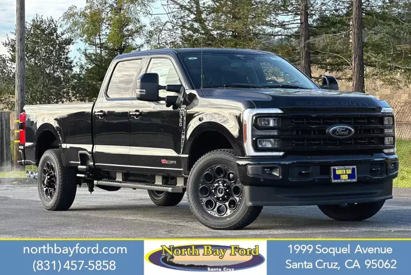 2024 Ford F-350 Lariat photo 1