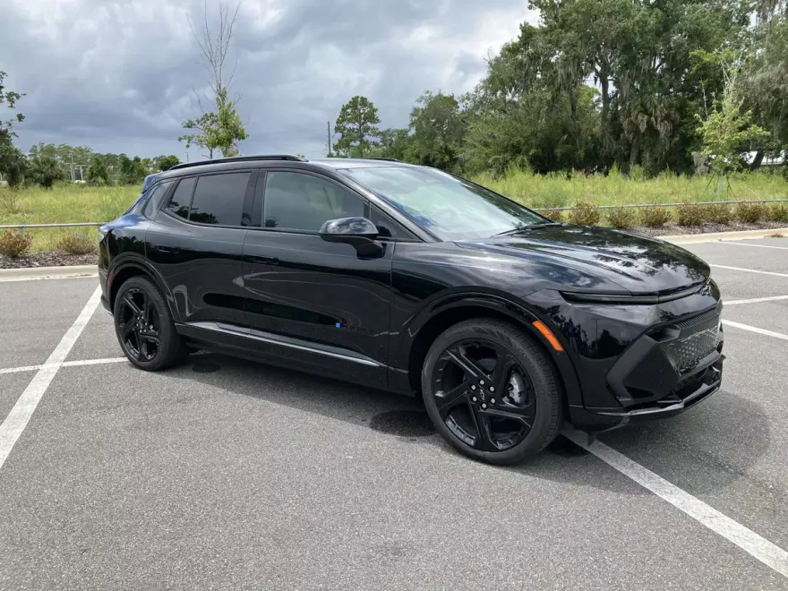 2025 Chevrolet Equinox EV 3RS photo 1