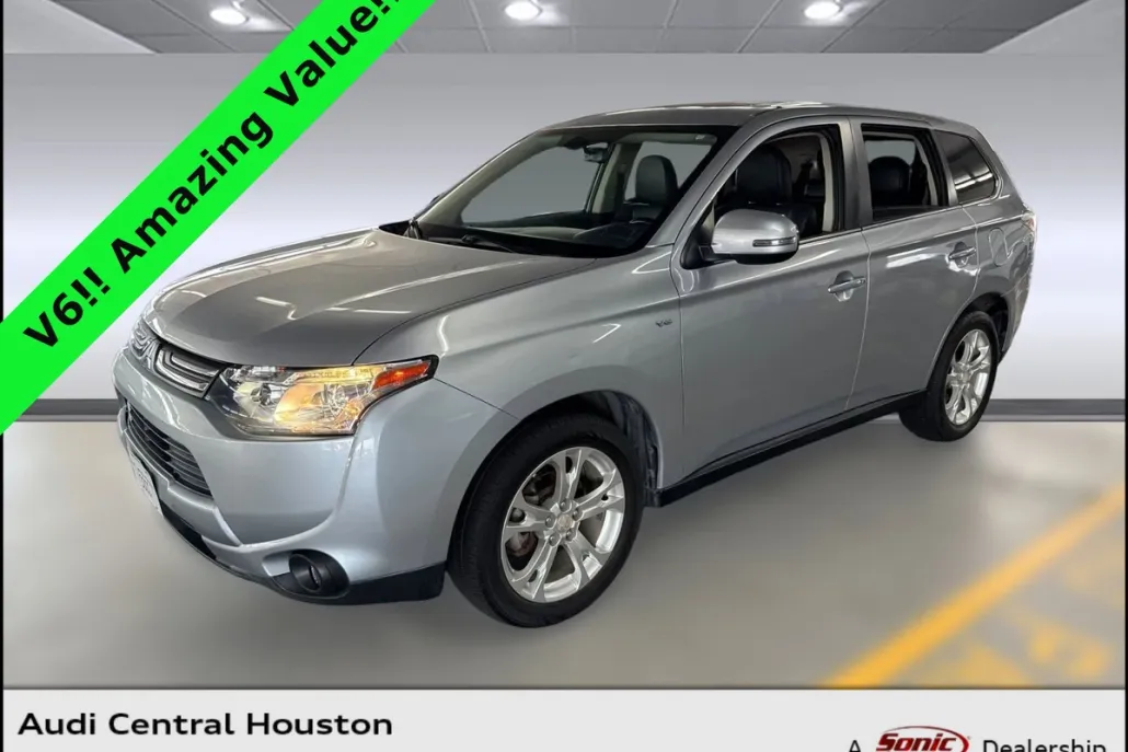 2014 Mitsubishi Outlander GT photo 1