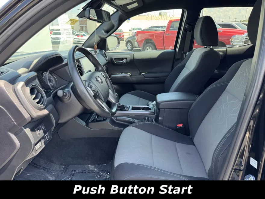 2023 Toyota Tacoma Double Cab 4x4 photo 1