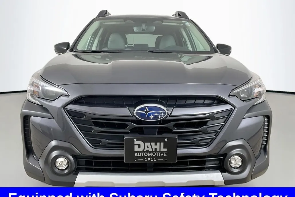 2025 Subaru Outback Limited photo 1