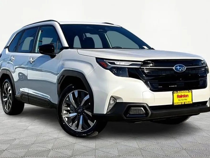 2025 Subaru Forester Touring photo 1