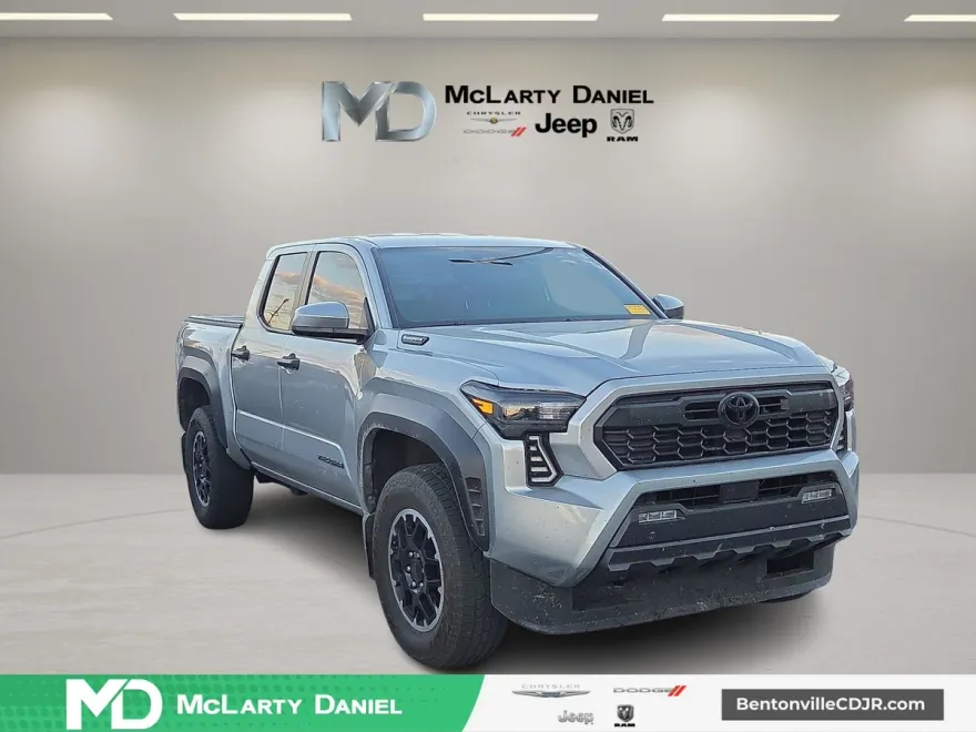 2025 Toyota Tacoma TRD photo 1