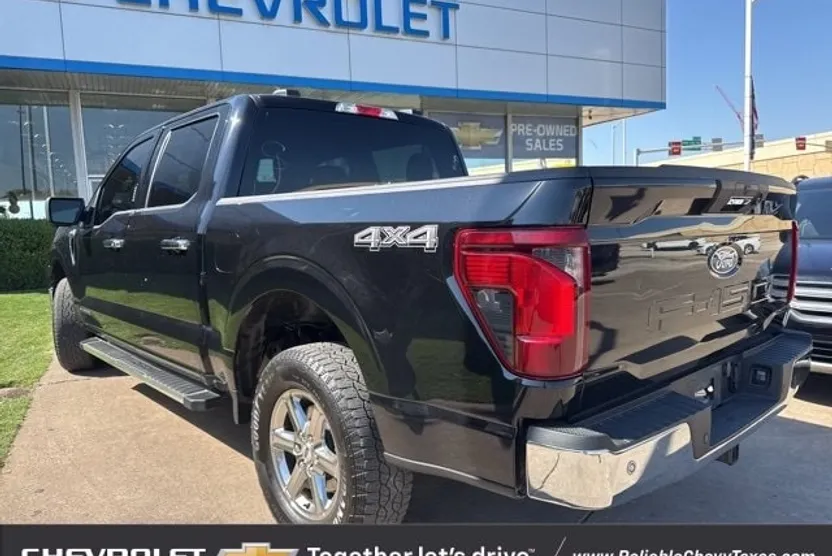 2024 Ford F-150 XLT photo 1