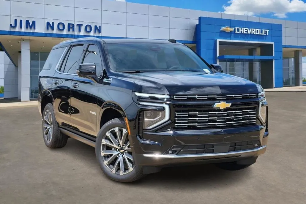 2025 Chevrolet Tahoe High Country photo 1