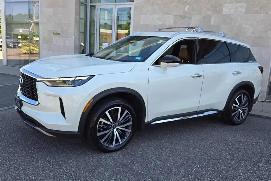 2023 Infiniti QX60 Sensory photo 1