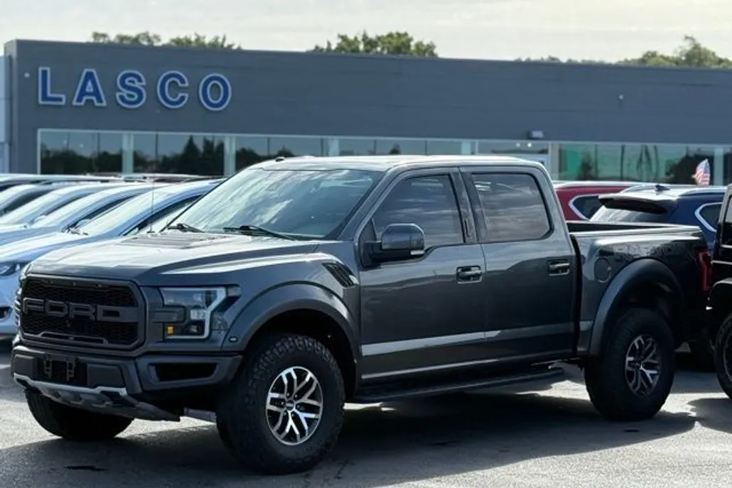 2018 Ford F-150 Raptor photo 1