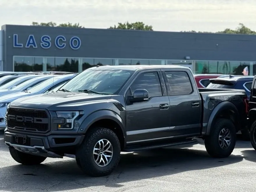 2018 Ford F-150 Raptor photo 1