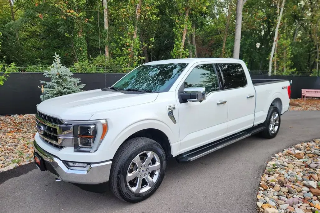 2021 Ford F-150 Lariat photo 1