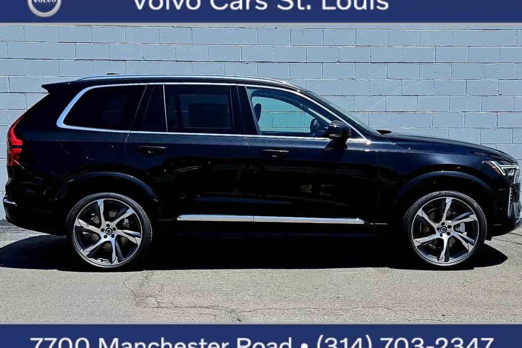2026 Volvo XC90 B5 Plus photo 1