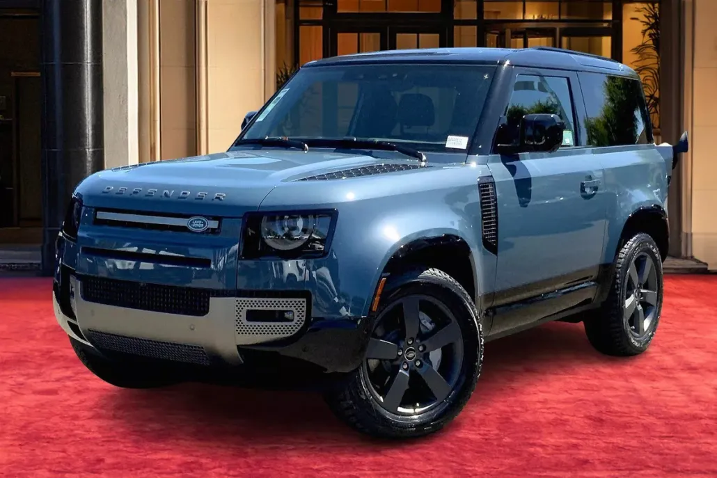 2025 Land Rover Defender 90 X-Dynamic SE photo 1