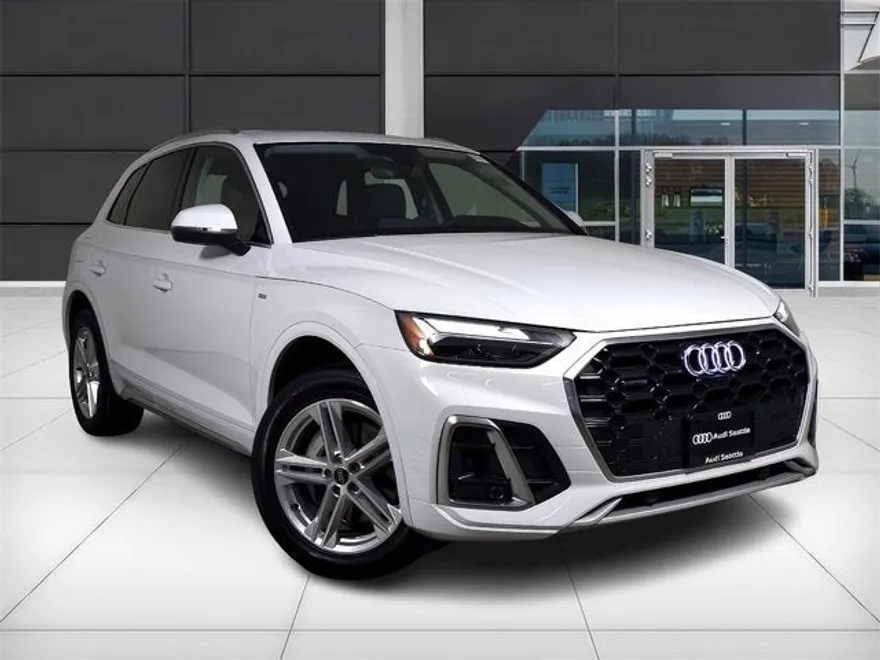 2024 Audi Q5 S line Premium Plus photo 1