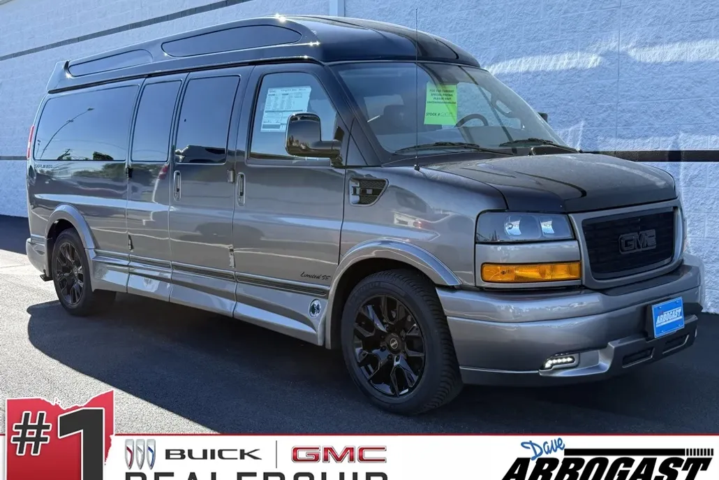 2025 Gmc Savana photo 1