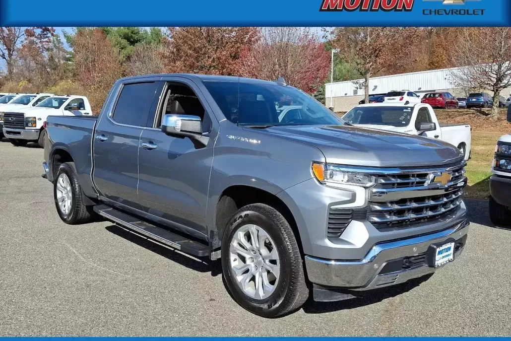 2023 Chevrolet Silverado 1500 LTZ photo 1
