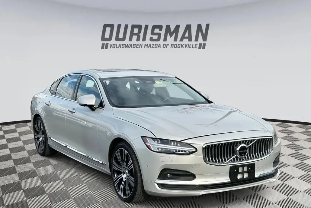 2022 Volvo S90 Inscription photo 1