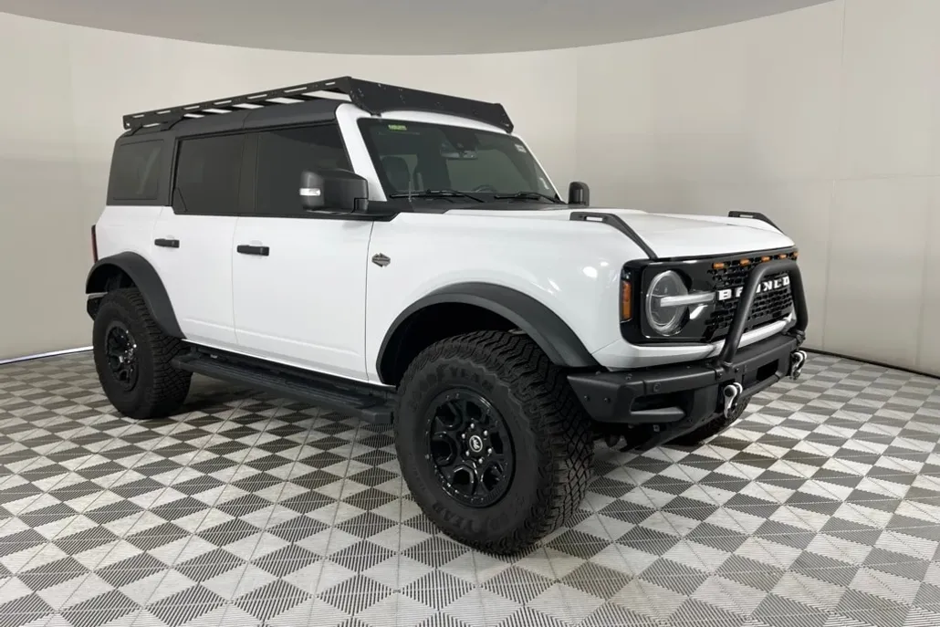 2023 Ford Bronco Wildtrak photo 1