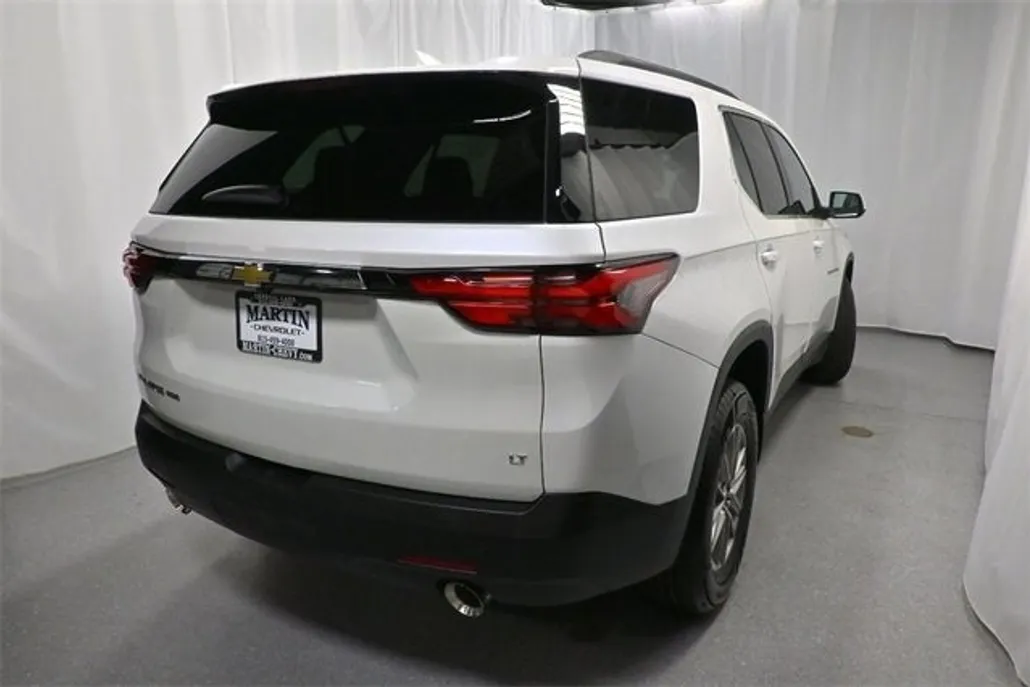 2023 Chevrolet Traverse Cloth photo 1