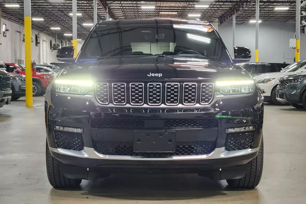 2021 Jeep Grand Cherokee L Summit Reserve photo 1