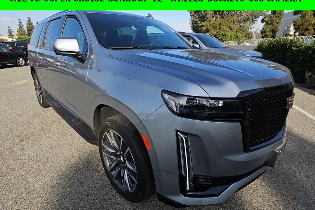 2024 Cadillac Escalade ESV Sport photo 1