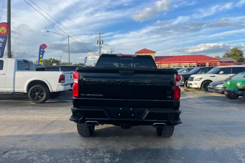 2021 Chevrolet Silverado 1500 LT Trail Boss photo 1