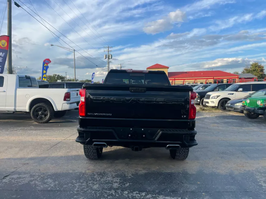 2021 Chevrolet Silverado 1500 LT Trail Boss photo 1