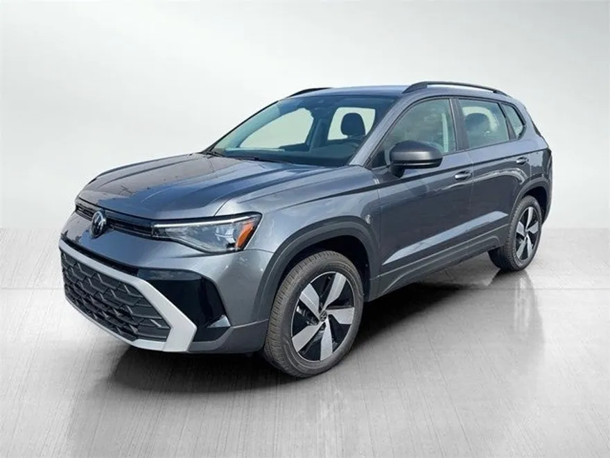 2025 Volkswagen Taos SE photo 1