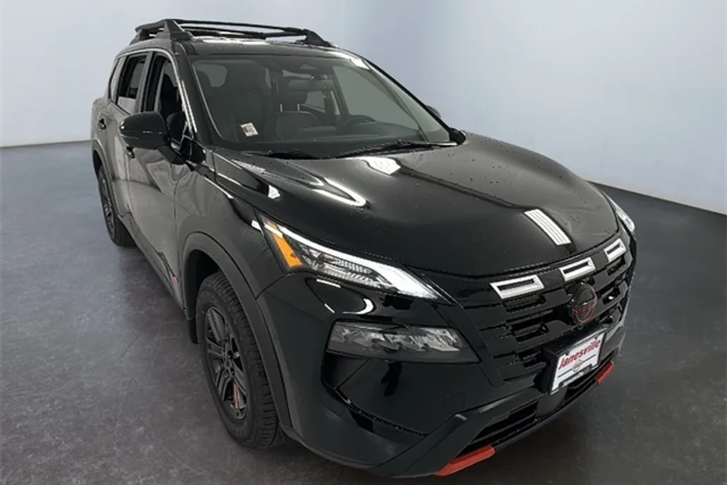 2026 Nissan Rogue SV photo 1