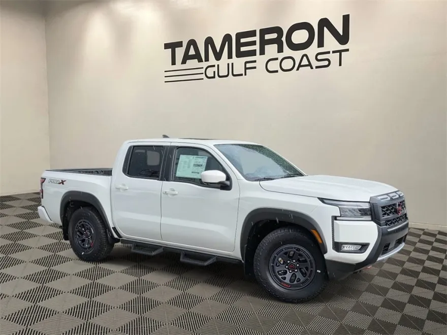 2025 Nissan Frontier PRO-X photo 1